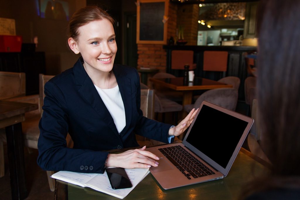 business, lady, woman-3560926.jpg